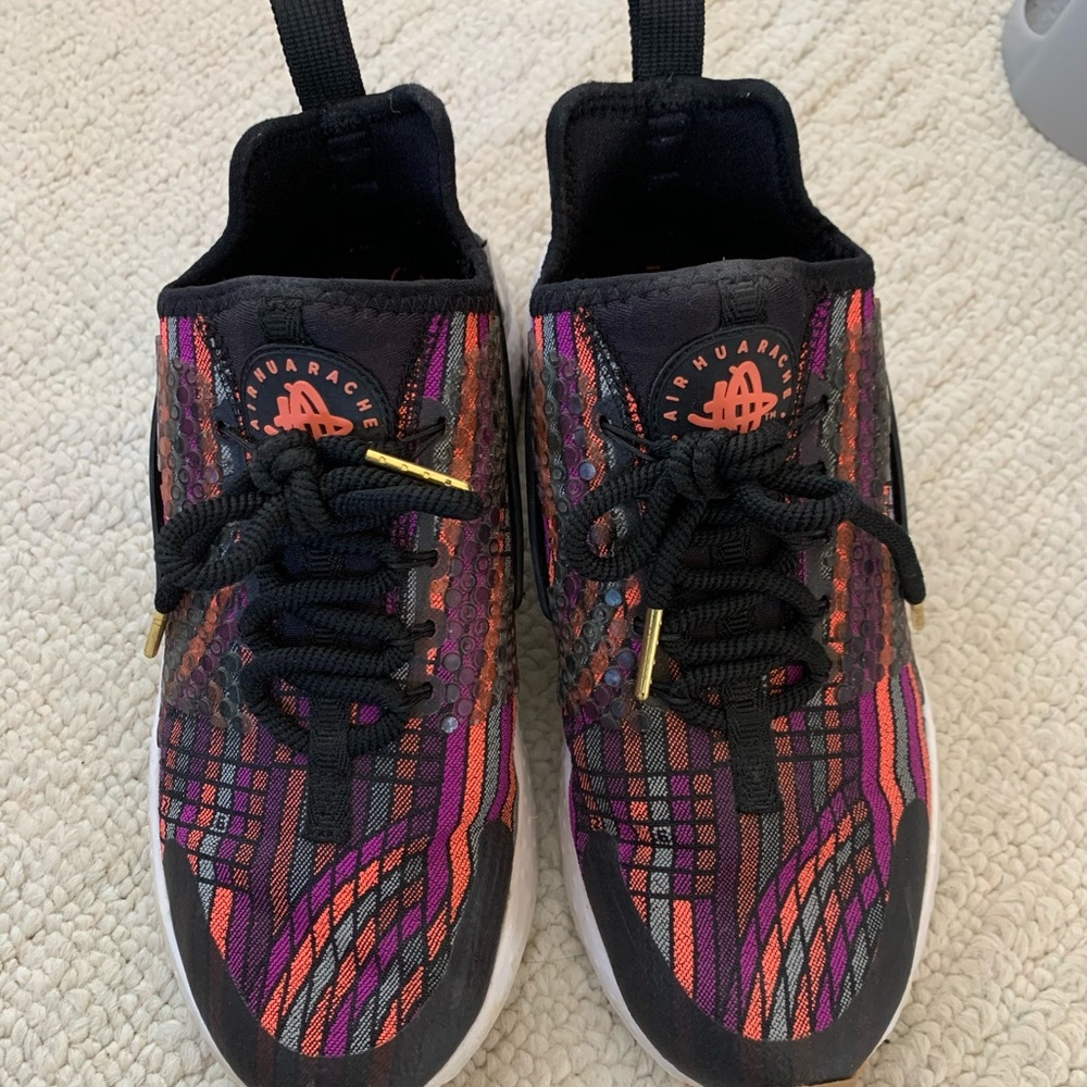 Women’s, Nike Air Hurache Sneakers - image 1